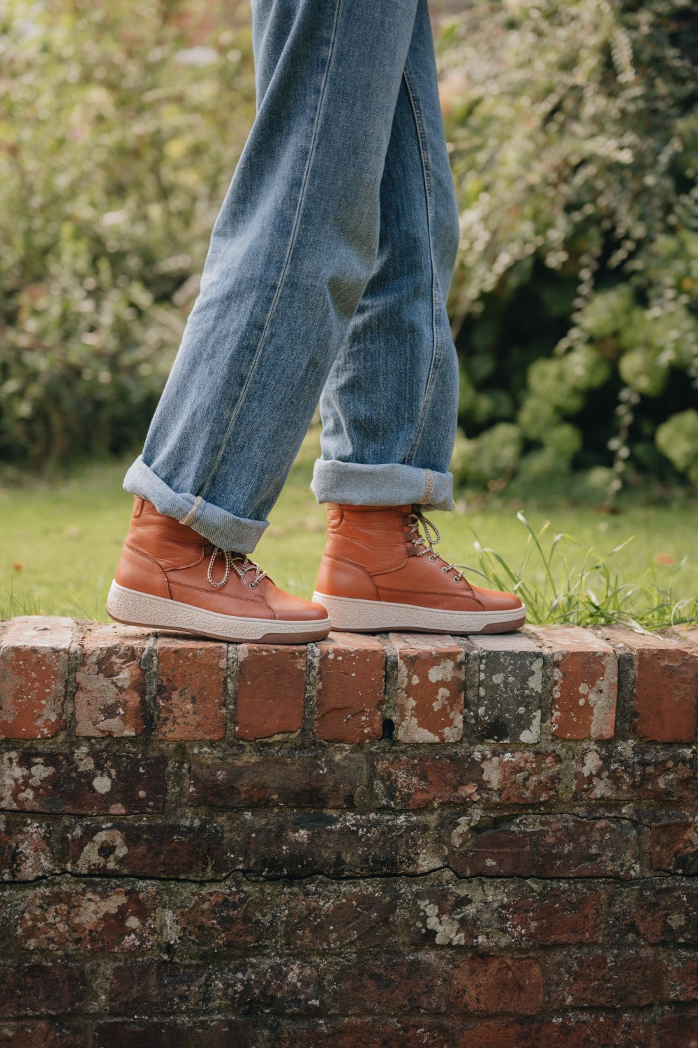 tan leather safestep boots