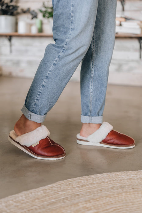 Women's Sheepskin Mule Slippers | GWEN