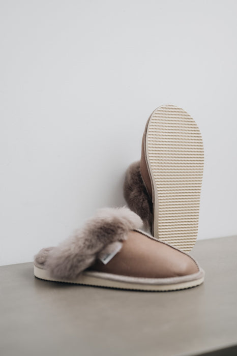 Women's Sheepskin Mule Slippers | GWEN