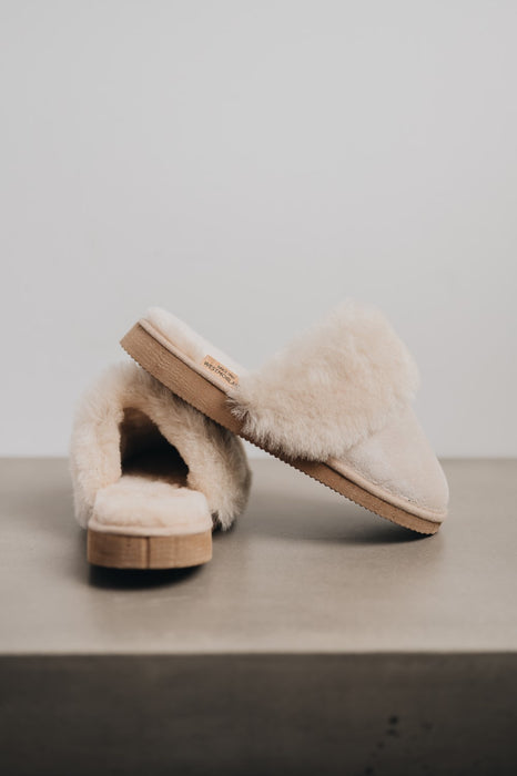 Womens Sheepskin Slipper best for warmth and comfort