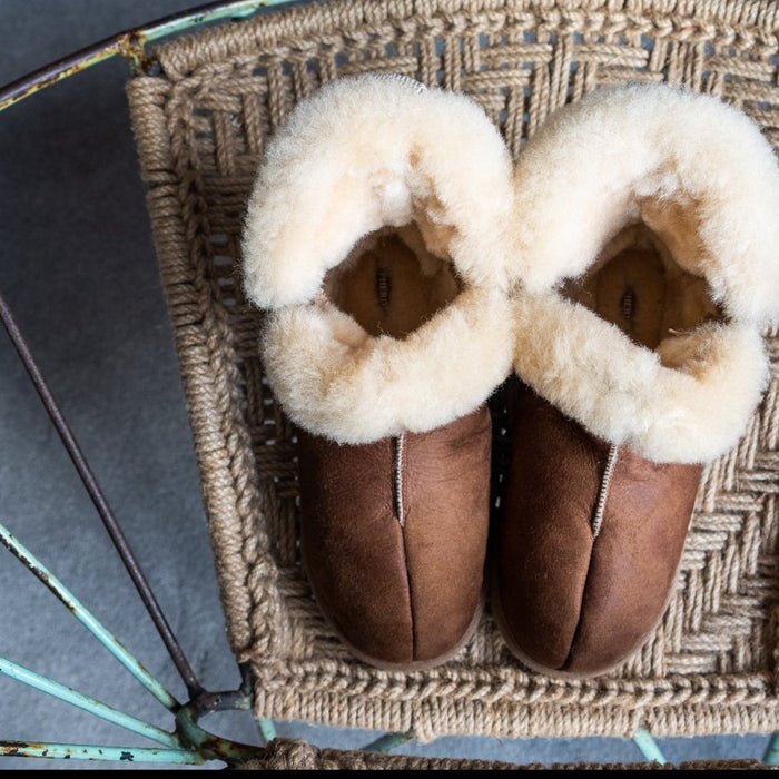 Genuine Womens Sheepskin Slipper boot Bella in leopard cognac